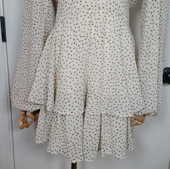 Princess Polly String of Love Cream and Brown Ruffle Romper Size 8 - Picture 2 of 12